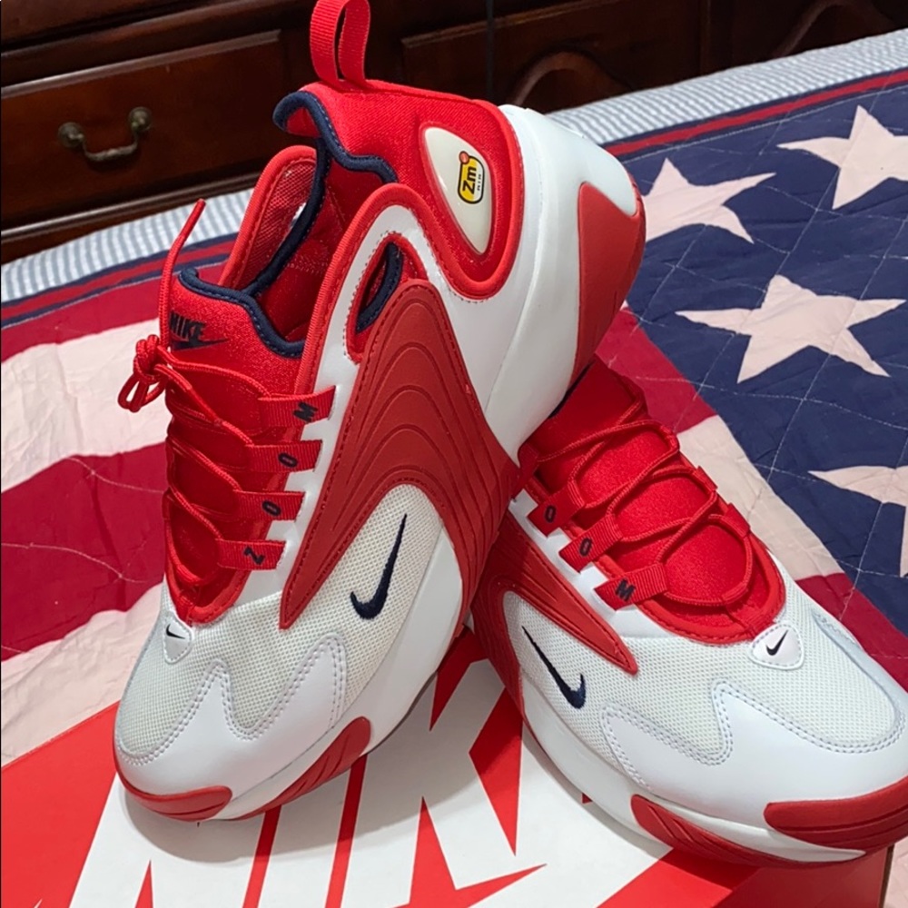 NIKE - Picture 6 of 6
